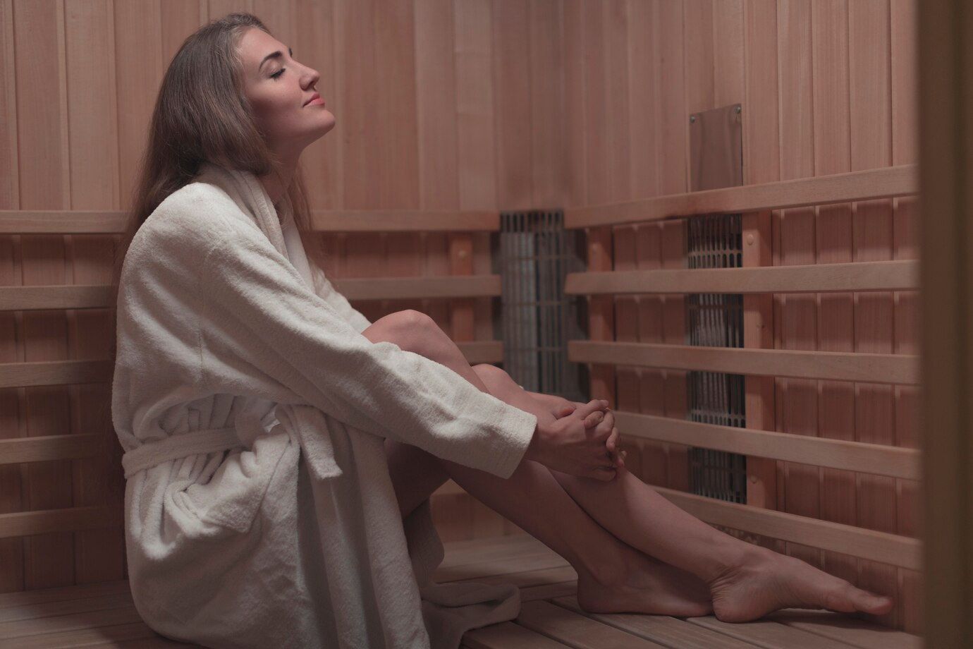 You can reap the benefits of infrared sauna usage while exercising, given the right conditions.